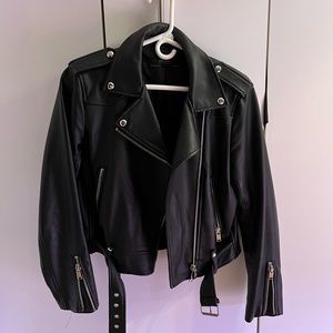 Cropped faux leather jacket
